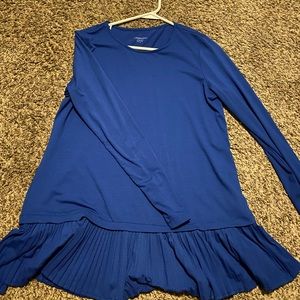 Long blue long sleeve top